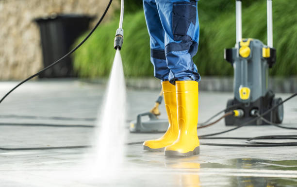 Why Choose Our Certified Pressure Washing Experts for Your Project Needs in Ravenel, SC?